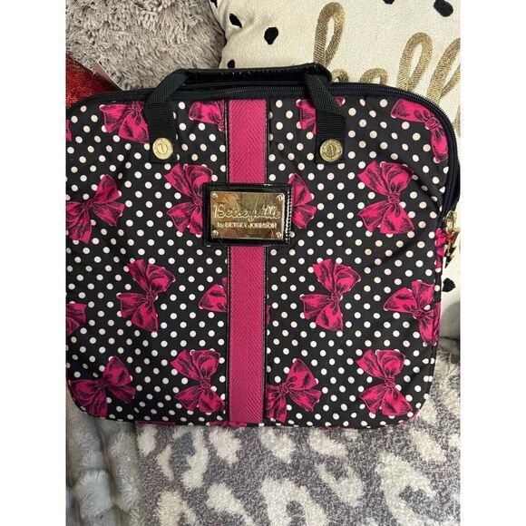 Betsey johnson polka dot pink bow padded laptop/computer bag/case - Picture 1 of 7